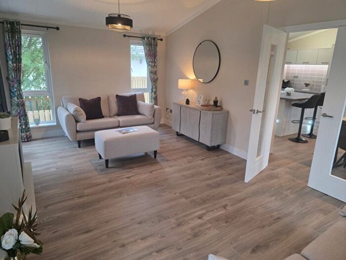 2 Bedroom Park Home For Sale In Two Bed Omar Ikon (), Blyton Springs, Station Road, Blyton, Lincolnshire, DN21