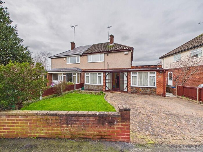 3 Bedroom Semi Detached House For Sale In Thornton Drive, Chester, CH2