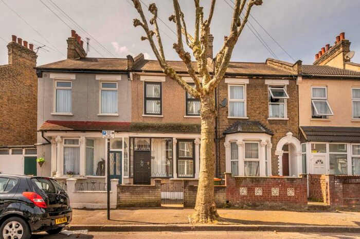 3 Bedroom Terraced House To Rent In East Ham, East Ham, London, E6