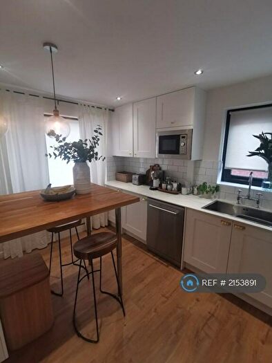 3 Bedroom Semi-Detached House To Rent In Roe Lane, Greater Manchester, OL4
