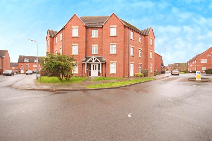 2 Bedroom Flat For Sale In Lovell Field Close, Warwick, Warwickshire, CV34