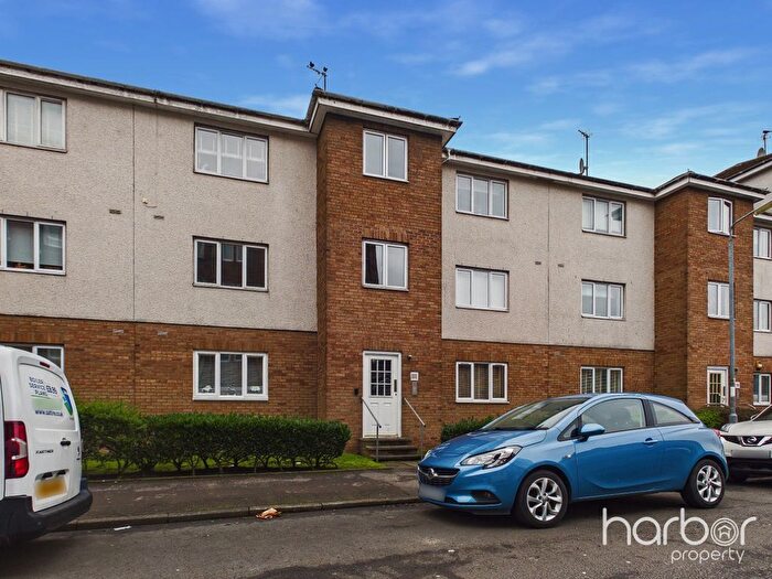 2 Bedroom Flat For Sale In Dyke Street, Baillieston, Glasgow, City Of Glasgow, G69