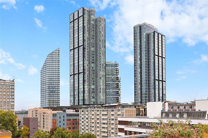 2 Bedroom Flat For Sale In Central Street, London, EC1V