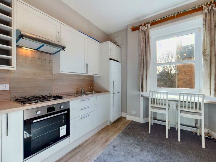 1 Bedroom Flat To Rent In Jordan Lane, Morningside, Edinburgh, EH10