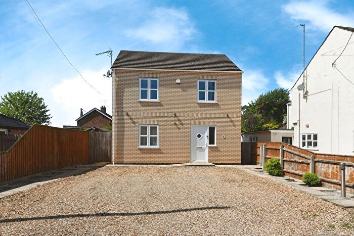 3 Bedroom Detached House For Sale In Meadowgate Lane, Emneth, Wisbech, Norfolk, PE14