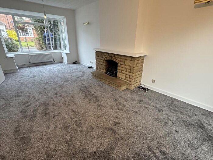5 Bedroom Semi-Detached House To Rent In Maurice Mount, Hazlemere, Buckinghamshire, HP15