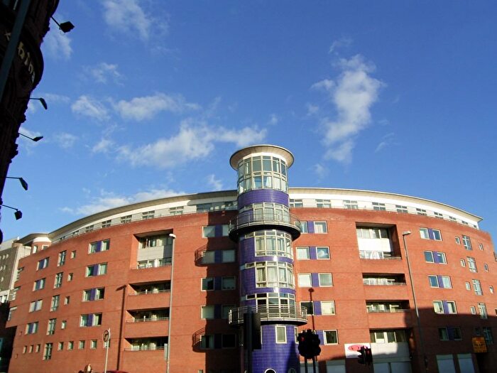 1 Bedroom Flat To Rent In Cityheights, Old Snow Hill, Birmingham, B4