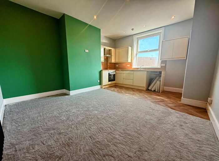 2 Bedroom Terraced House To Rent In Halifax Road, Liversedge, WF15