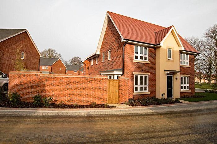 3 Bedroom Semi-Detached House To Rent In Askwith Grove, St Ives, PE27