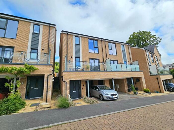 3 Bedroom House For Sale In Graham Edge, Dursley, GL11