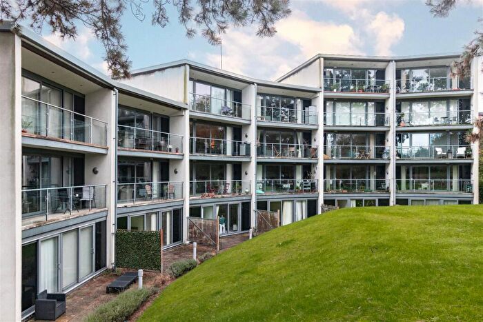 1 Bedroom Apartment To Rent In The Crescent, Cheltenham, GL51