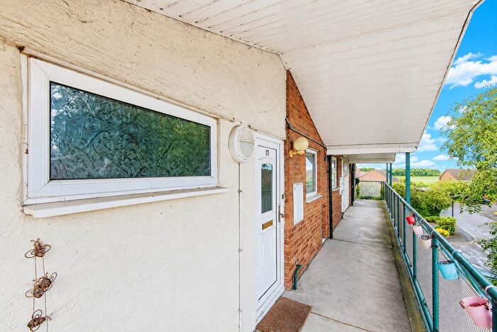 2 Bedroom Flat For Sale In Bilberry Road, Clifton, Shefford, Bedfordshire, SG17