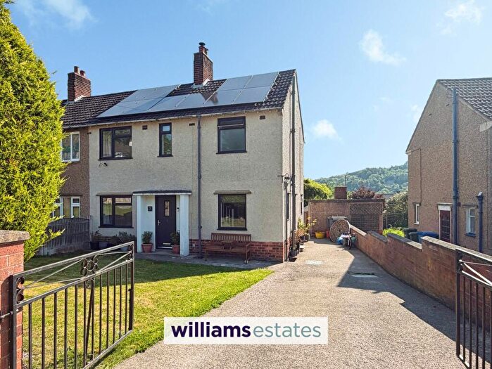 3 Bedroom Semi-Detached House For Sale In Glaslyn, Pwllglas, LL15