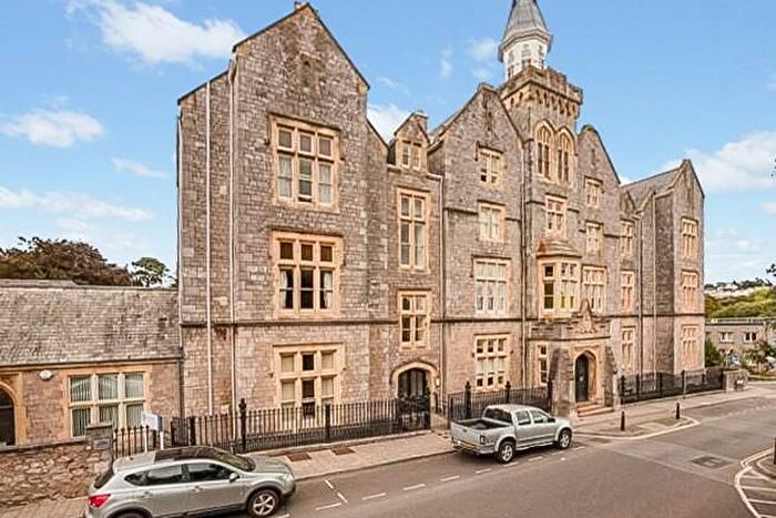 2 Bedroom Flat For Sale In Castle Chambers, Torquay, TQ1