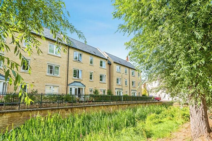 1 Bedroom Flat To Rent In Priory Mill Lane, Witney, OX28