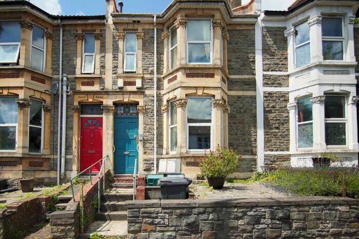 2 Bedroom Flat To Rent In Gloucester Road, Horfield, Bristol, BS7