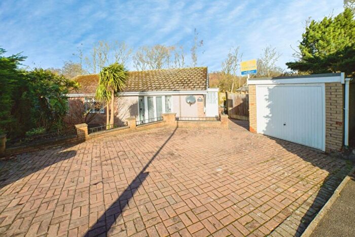 3 Bedroom Bungalow For Sale In Ashland Road West, Sutton-in-Ashfield, Nottinghamshire, NG17