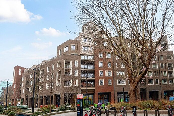 1 Bedroom Flat For Sale In Tarling House, Elephant And Castle, London, SE17