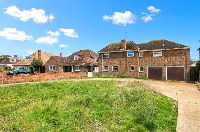2 Bedroom Detached House For Sale In Grange Park, Ferring, Worthing, West Sussex, BN12