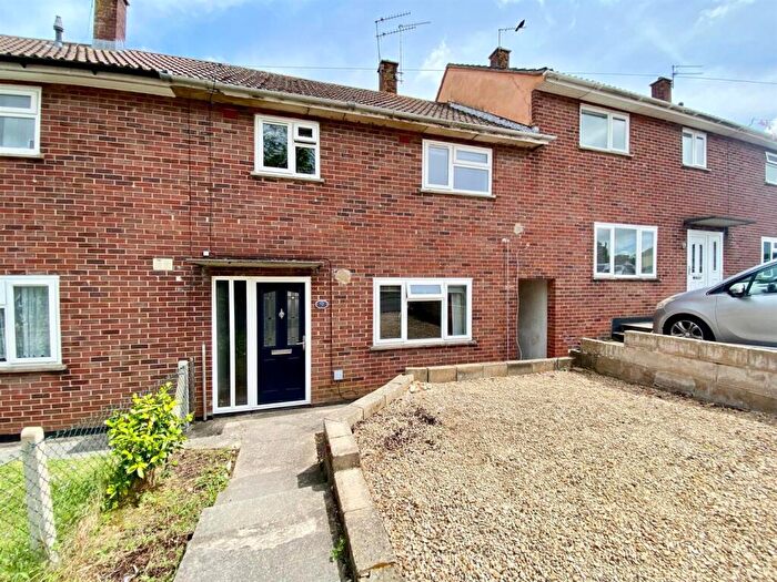 3 Bedroom House To Rent In Cowling Drive, Bristol, BS14