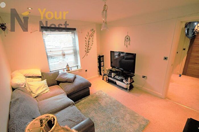 2 Bedroom Apartment To Rent In Granby Street, Headingley, Leeds, LS6