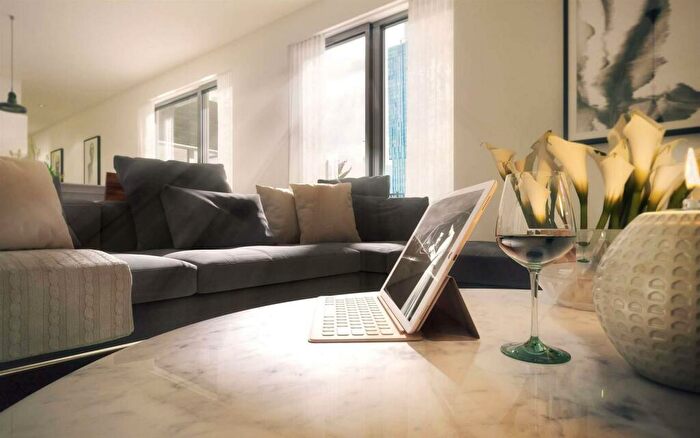 1 Bedroom Flat For Sale In Oldfield Rd, Salford, Manchester, M5
