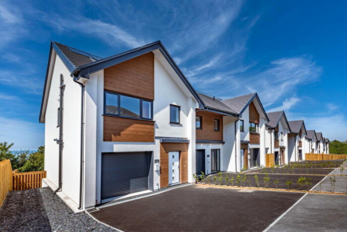 3 Bedroom Town House For Sale In Galwad Y Mor, Penmaenmawr, LL34