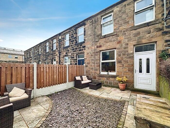 2 Bedroom House For Sale In Guycroft, Otley, LS21