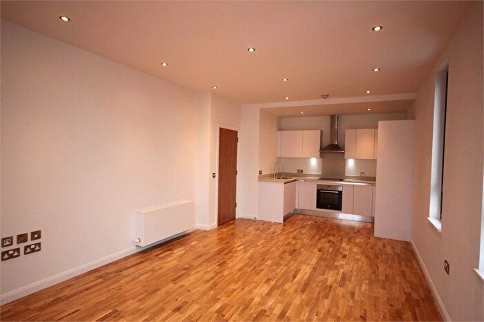 2 Bedroom Flat To Rent In Leigham Court Rd, London, SW16