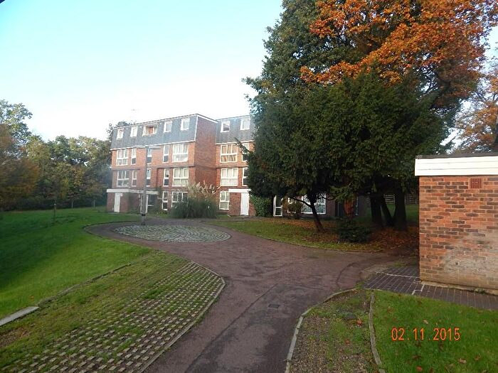 1 Bedroom Flat To Rent In Rusholme Close, South London, SE19