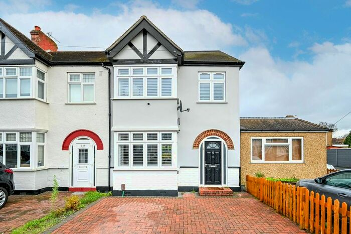 4 Bedroom Terraced House To Rent In Seaforth Avenue, New Malden, KT3