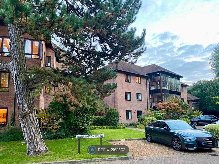3 Bedroom Flat To Rent In Barrington House, Cambridge, CB2