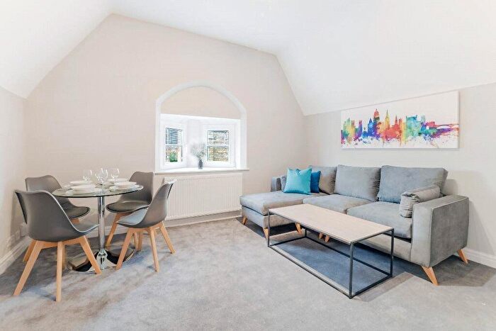 1 Bedroom Flat To Rent In Parkhill Road, Belsize Park, London, NW3