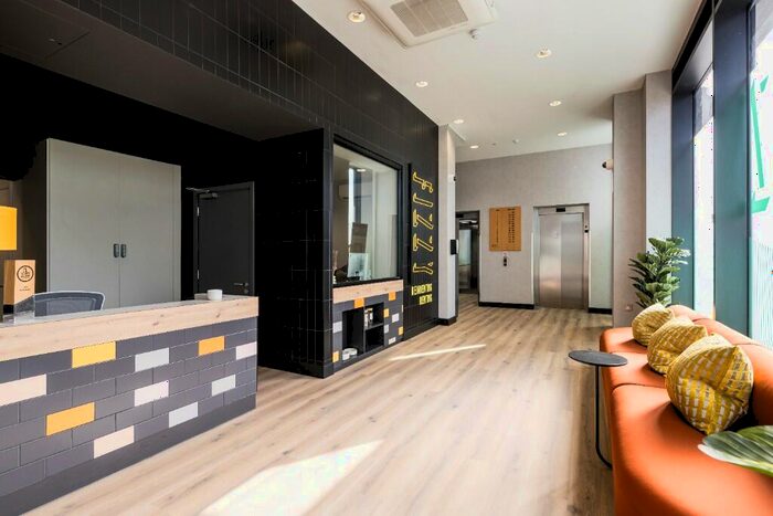2 Bedroom Apartment To Rent In Station Road, London, SE13