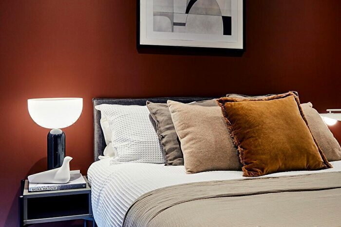 1 Bedroom Flat To Rent In Clyde Place, Glasgow, G5