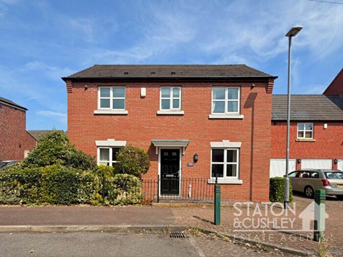 3 Bedroom Detached House For Sale In West Street, Warsop Vale, NG20