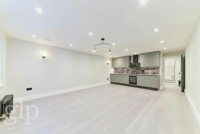 Studio To Rent In Beak Street, London, W1F