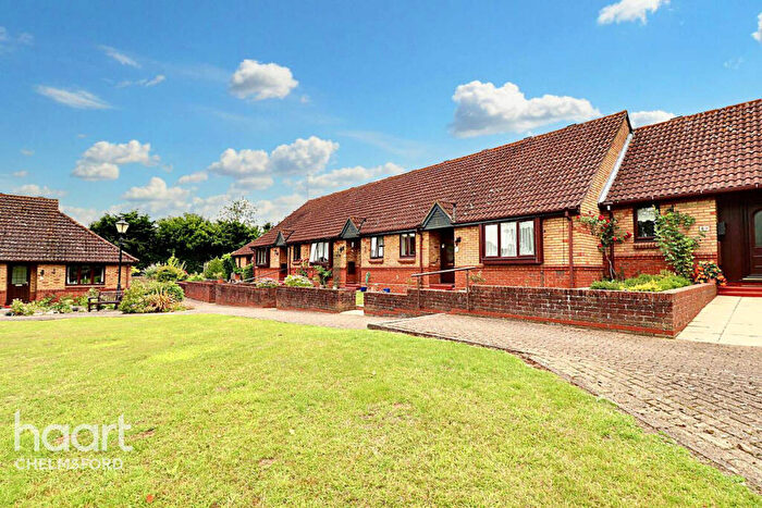 2 Bedroom Bungalow For Sale In Alexander Mews, Chelmsford, CM2