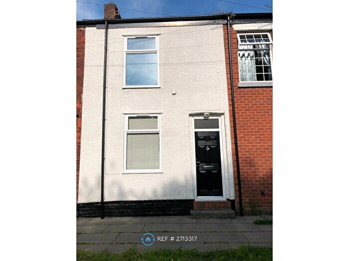 2 Bedroom Terraced House To Rent In Barton Street, Tyldesley, M29