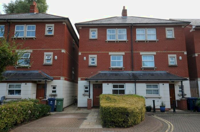 4 Bedroom Property To Rent In Rewley Road, Oxford, OX1