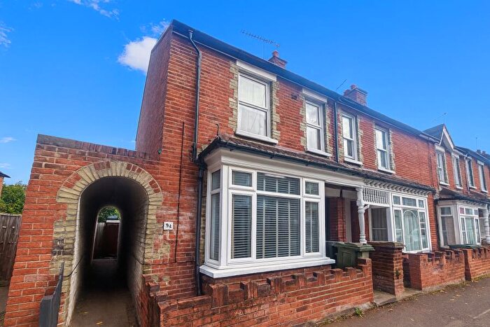 1 Bedroom Apartment To Rent In College Road, GU1