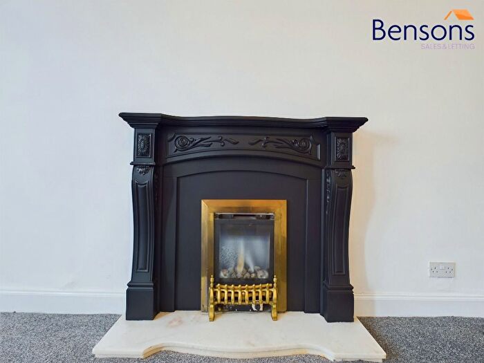 1 Bedroom Flat To Rent In Crathie Drive, Partick, Glasgow, G11