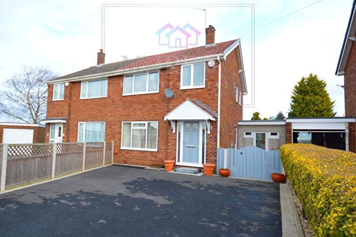 3 Bedroom Semi-Detached House For Sale In Hadrian Close, Thorpe Audlin, Pontefract, WF8