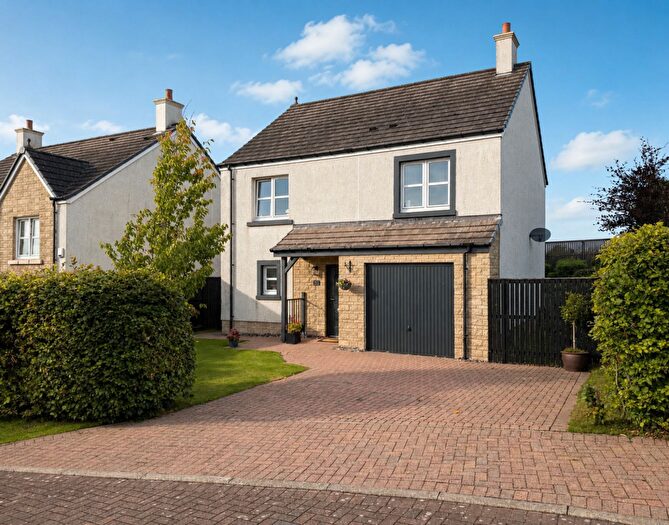 4 Bedroom Detached House For Sale In Loccard Park, Symington, KA1