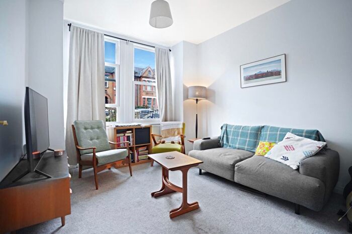 1 Bedroom Flat To Rent In Gipsy Road, West Norwood, London, SE27