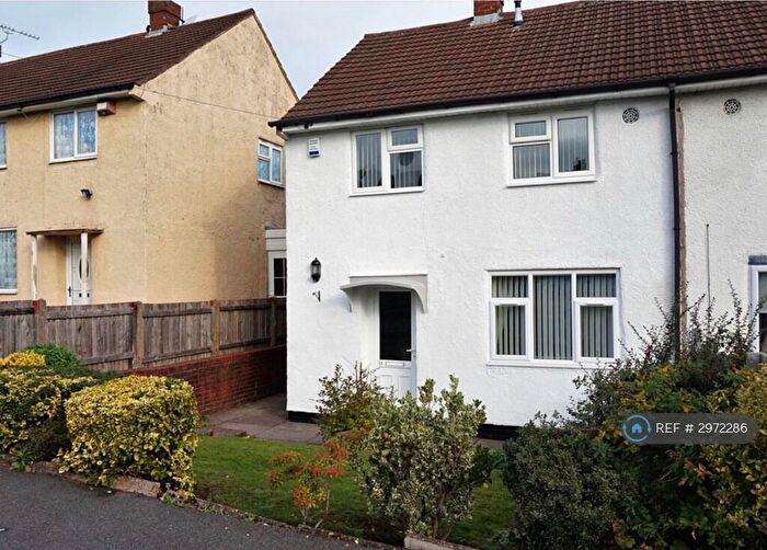 2 Bedroom Semi Detached House To Rent In Meaton Grove, Birmingham, B32