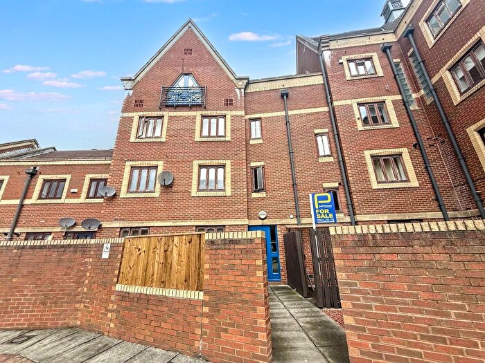 2 Bedroom Flat For Sale In Trinity Mews, Thornaby, Stockton-On-Tees, TS17