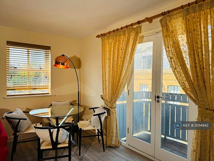 2 Bedroom Flat To Rent In Springview Heights, London, SE16