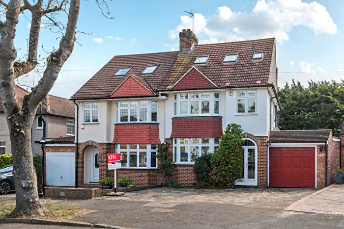 4 Bedroom Semi Detached House For Sale In Everard Avenue, Hayes, Kent, BR2