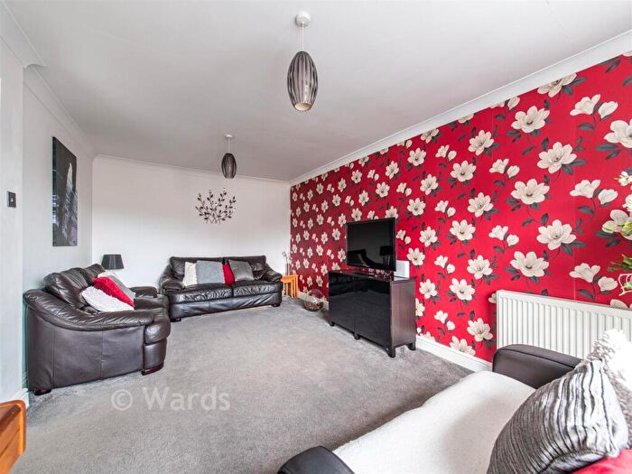 6 Bedroom Chalet For Sale In Pump Lane, Rainham, Gillingham, Kent, ME8